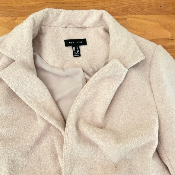 Pale Pink/Cream Warm Winter Coat in Women’s Size 6 - Picture 4 of 7
